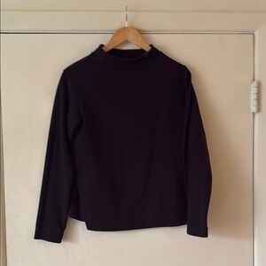 Nau Elegant Black Women's Top